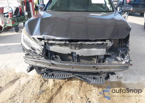 2019 Subaru Legacy 2.5I Premium из США, поврежденный, VIN 4S3BNAH66K3002376